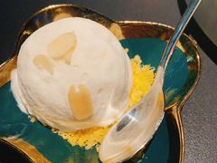 牛乳冰淇淋丸子-404干式熟成牛排馆•聚会餐厅