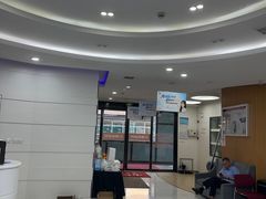 -雅悦齿科(顾村公园店)