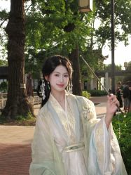 -一揽芳华汉服旗袍体验馆(拙政园店)