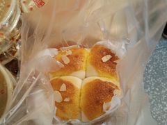 酸奶菠萝蜜-长乐饼家(五羊新城店)