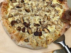 -玛格萝妮比萨屋(四平店)