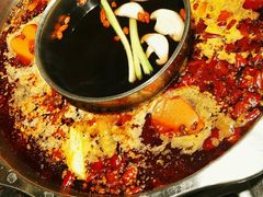 -小天鹅火锅·一线江景洪鼎旗舰店(洪崖洞店)