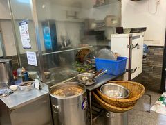 -雷祖芳老妈蹄花店
