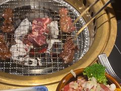 -山川小町·极番烧肉(新地假日广场店)