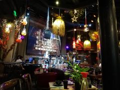 -胡桃里乐队酒馆(鎏嘉码头店)