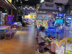 -卡通尼·Safari非洲探索乐园·生日会(金桥国际商业广场店)