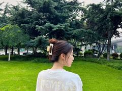 -枫叶小镇奥特莱斯