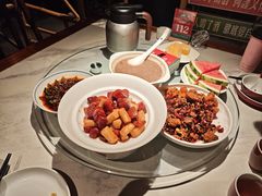 -湘西小馆(滨河路店)