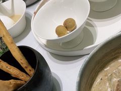 -红鼎豆捞·非遗鲍皇汤火锅(宝丰路店)