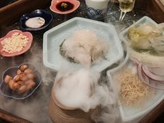 -得意咚瓜·顺德鱼生·冬瓜火锅(深圳首店)