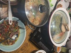 -爱碗亭·鲜炒湖南菜(壹城中心店)