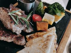 -豪客来牛排(人民东路店)