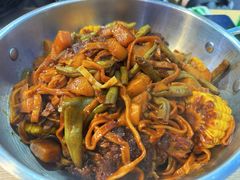 -内蒙焖面大盆骨餐馆(山大路店)