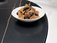 -滩外滩·本帮江浙菜(新天地店)