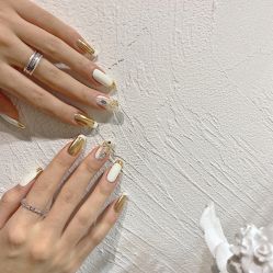 -花岐款式专研健康美甲沙龙