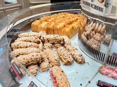 -HOT CRUSH趁热集合·现烤面包(上海环球港店)