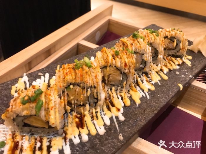 舞漁日料美人胶原锅(陆家嘴中心店)海老脆脆卷图片