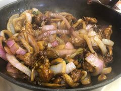 -胡须佬鸡煲四季火锅店(石厦西村直营店)