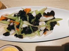 -小船渔村•大连菜•大连焖鱼(黄河路店)