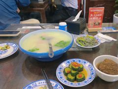 -老北京炸酱面大王.铜锅涮肉(朝阳门店)