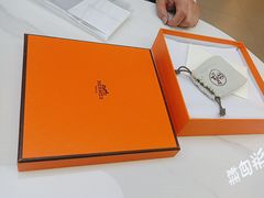 -爱革·洗衣改衣·洗鞋修鞋·洗包修包·奢侈品护理(宝地广场店)