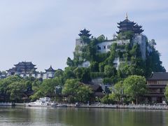 -龙天小镇