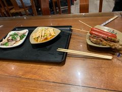 -亮亮面馆(经六路店)