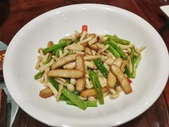 -卢家湾大酒店(诸暨店)