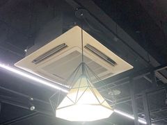 -虾女王·龙虾·烧烤(龙江店)