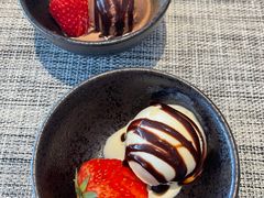 布朗尼冰淇淋-RIVIERA 松鹤楼(外滩店)