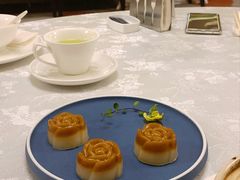 玫瑰奶香糕-酌宴府The China Club·广州万富希尔顿酒店(云城东路店)