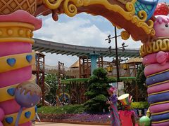 -七彩云南欢乐世界