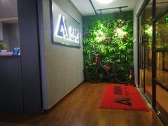 -迈劲健身专业私教(朝青汇店)