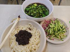 -黑八私房老北京炸酱面