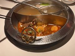 -左庭右院鲜牛肉火锅(金山万达店)