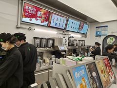 -沪上阿姨·臻选茶饮(上海环球港店)