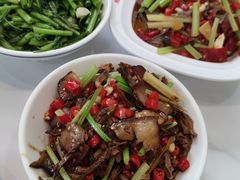 -独一佳老胡湘菜馆(矿山路店)
