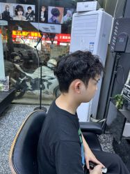 -藤野造型专业烫染接发