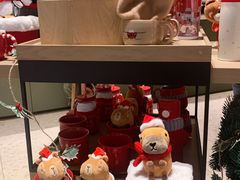 零售区-星巴克臻选(广州太古汇店)