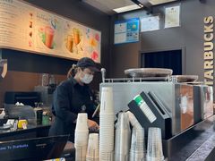 -星巴克(港汇1号办公楼店)