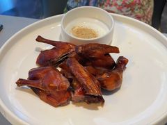 爆汁玻璃乳鸽-徐记海鲜(南油永新汇店)