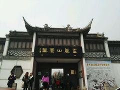 -灵岩山风景区