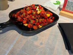 -巴厘龙虾·榜首油焖大虾(音乐学院·沿江酒馆店)