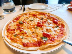 意式萨拉米帕尔马火腿披萨-大八江景意大利西餐厅LargeEight Italy Restaurant(1862时尚艺术中心店)