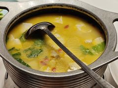 豆腐鲫鱼汤-新海渔港·胶东海鲜家常菜·家宴(奥体中心店)