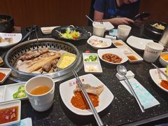 -木槿花韩式炭烤·熟成肉工坊(孙文东路店)