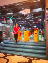 -反弹蹦床公园·亲子乐园·团建·派对(尚品奥莱店)