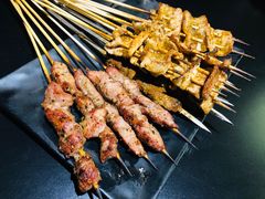 -西街夜油条·麻团包乌饭