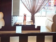 -爱丽丝牛排西餐厅(光谷步行街店)