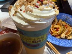 -老牌坊云南鱼豆花火锅(哈西万达店)